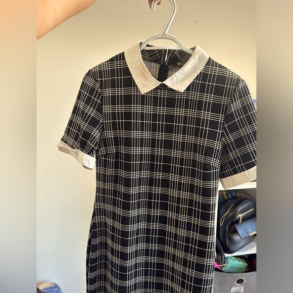 DRESS FOR SALE - Picture 1 of 2